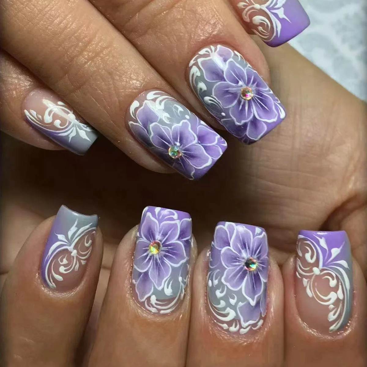 Ladder-Shaped Floral Ombre French Press-On Nails with Glue Strips - 24 Piece Set