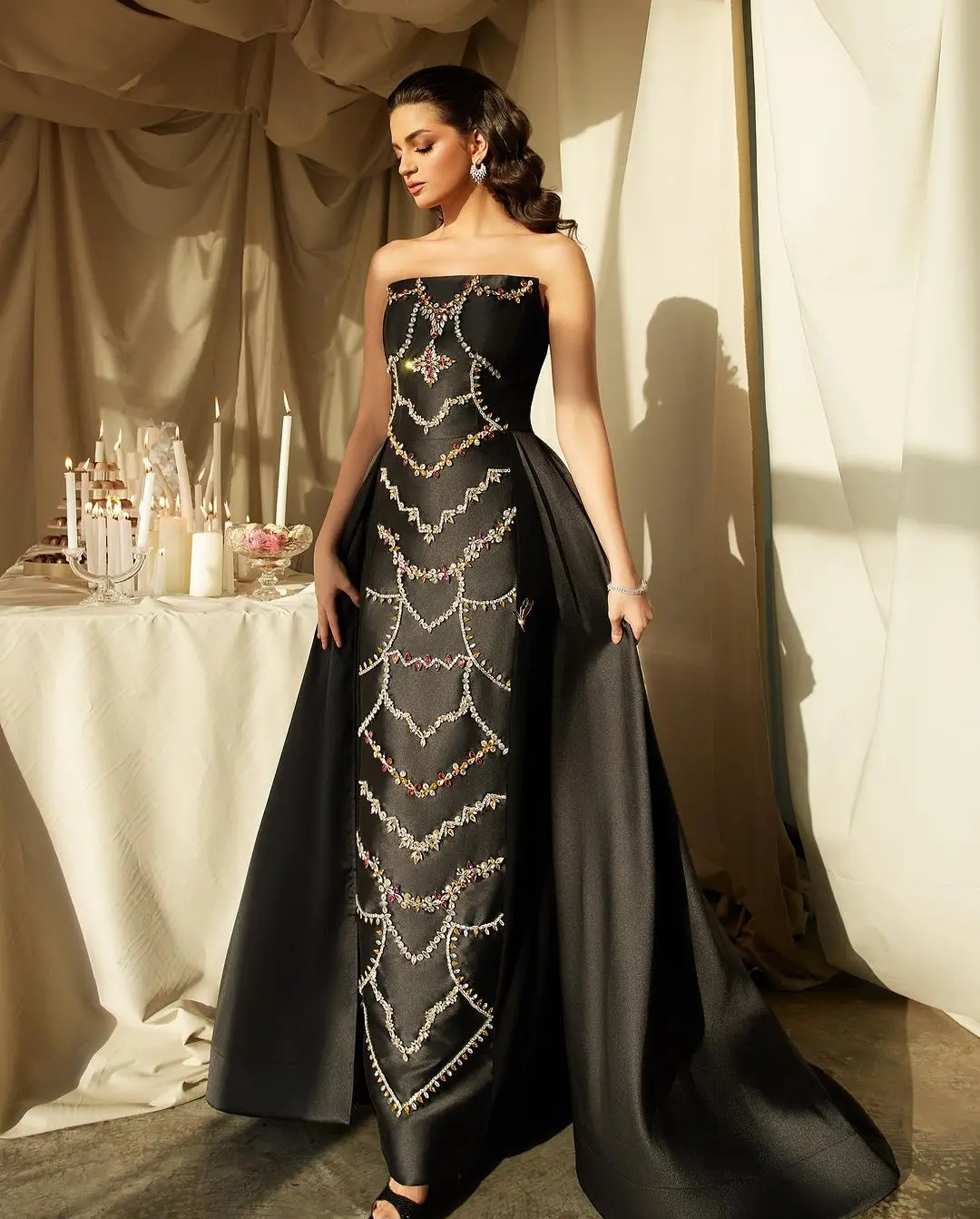 

Saudi Arabia Elegant Luxury Glitter Evening Party Dresses Strapless Beads Mermaid Lace-Up Long Train Black Prom Dresses