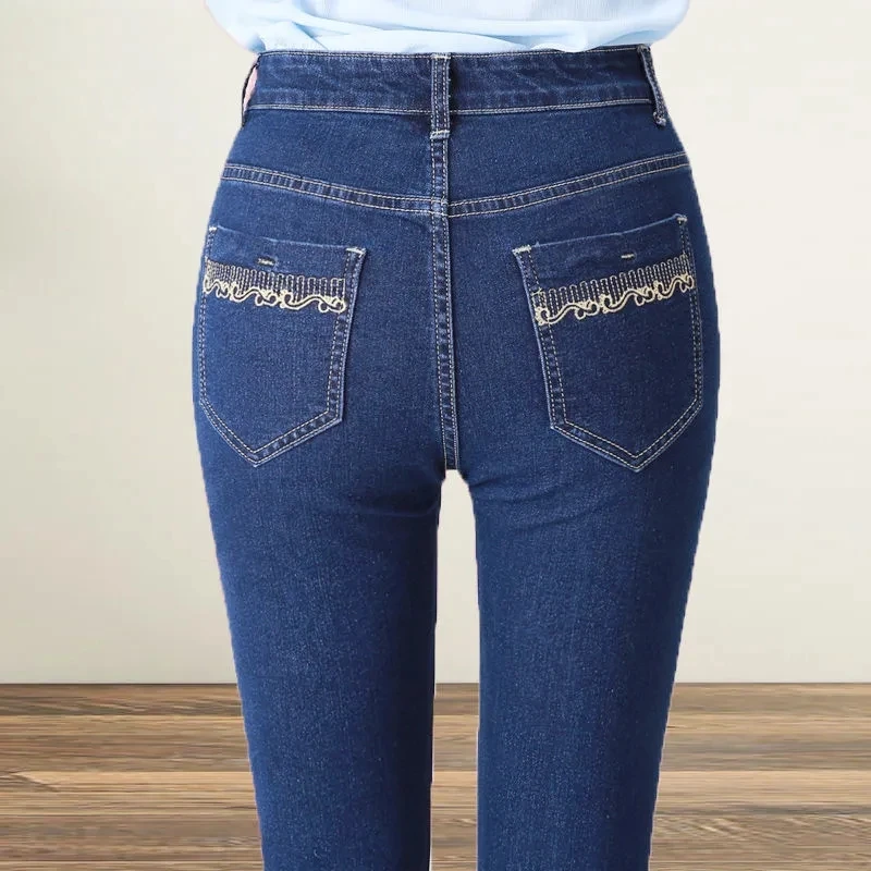 Dark blue 77