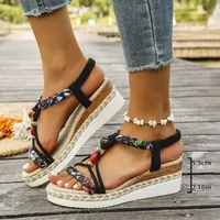 Nouvelles sandales compensées d'été pour femmes, sandales à bout ouvert bohèmes légères et confortables avec bande élastique, sandales à talons hauts plateforme pour femmes 2