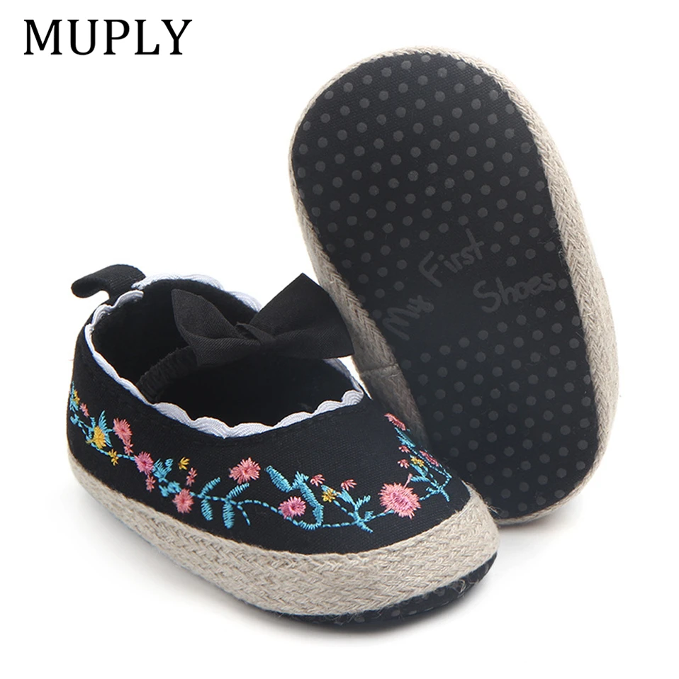 Toddler Shoes Newborn Floral Embroidery Baby Soft Sole Anti-Slip Girls Prewalker baby shoes