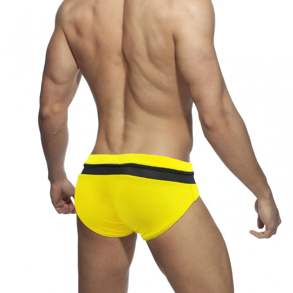 Può aprire la cerniera frontale da uomo Gay Swim Brief pantalone da spiaggia Surf costume da bagno Costumi da bagno sexy Mini bikini Nuoto_voghion.com