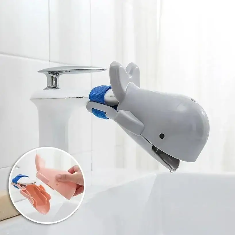 1Pcs Bathroom Household Tools Lovely Whale Faucet Extender For Children Hand Washing Sink Accessories Kitchen Faucet Accessories