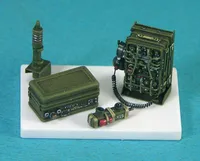 1:35 Scale Die-cast Resin Model Assembly Kit For Radio Communication Equipment (no Etching) Unpainted 1