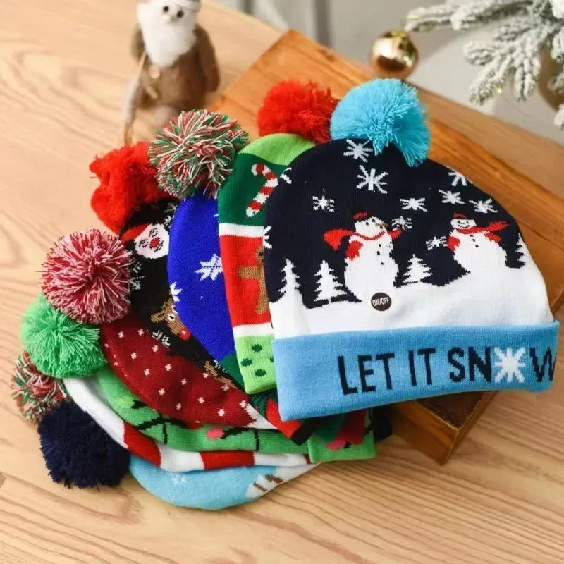 Christmas Hats Sweater Santa Elk Knitted Beanie Hat With LED Light Up Cartoon Patteren Christmas Gift For Kids New Year Supplies