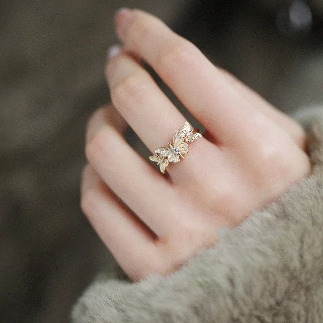 Gorgeous Gold Color Fine Carved Butterfly Wing Texture Zircon Butterfly Ring Women's Exquisite High End Party Jewelry Ring