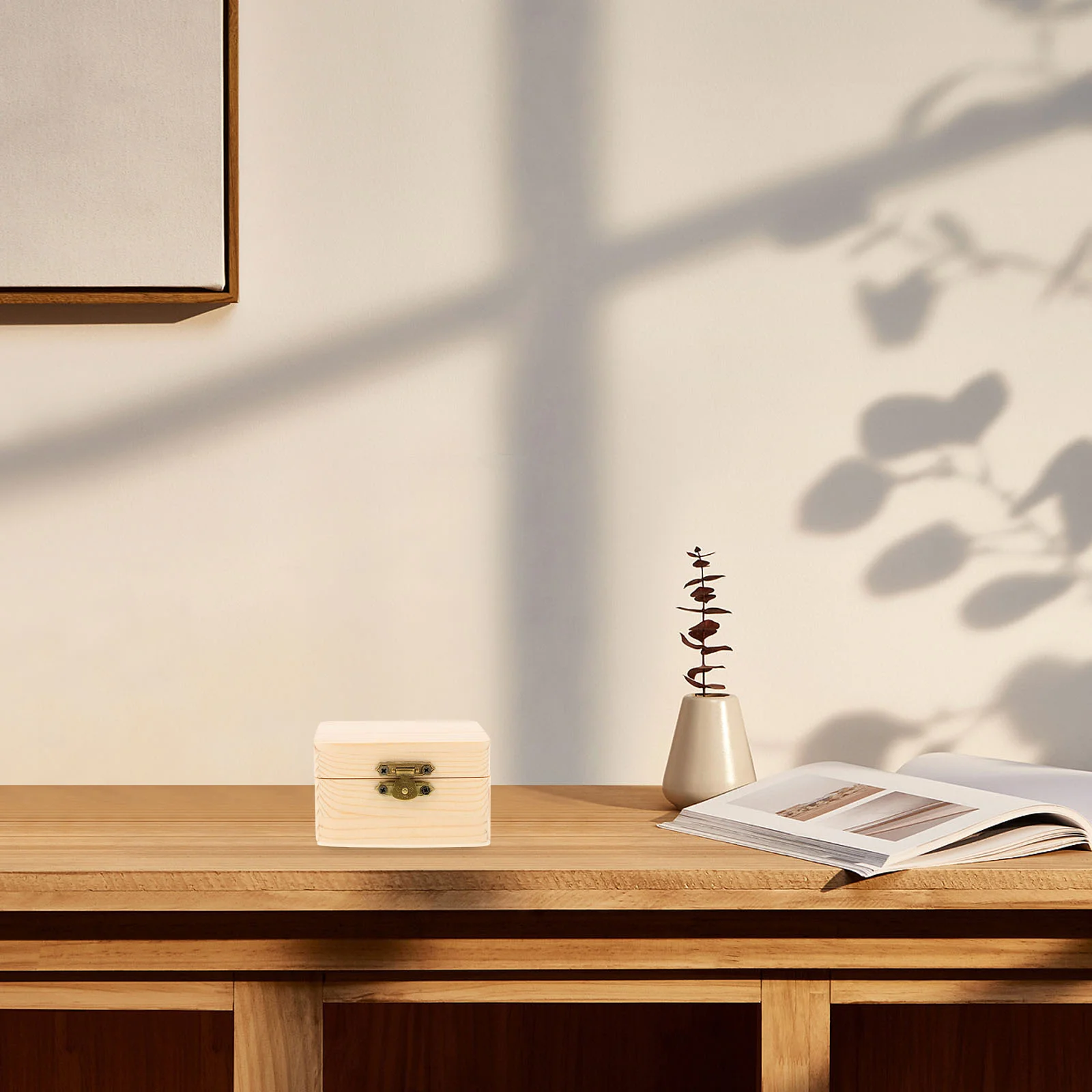 Рисунок 3 - деревянные квадратные ящики для