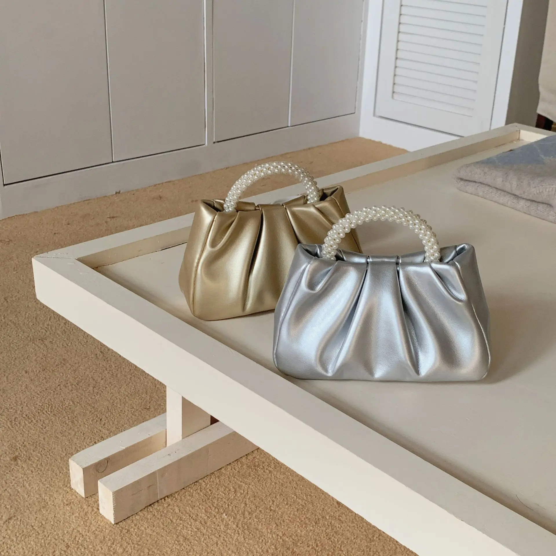 The Nina Bag: Buttonscarves First Leather Bag