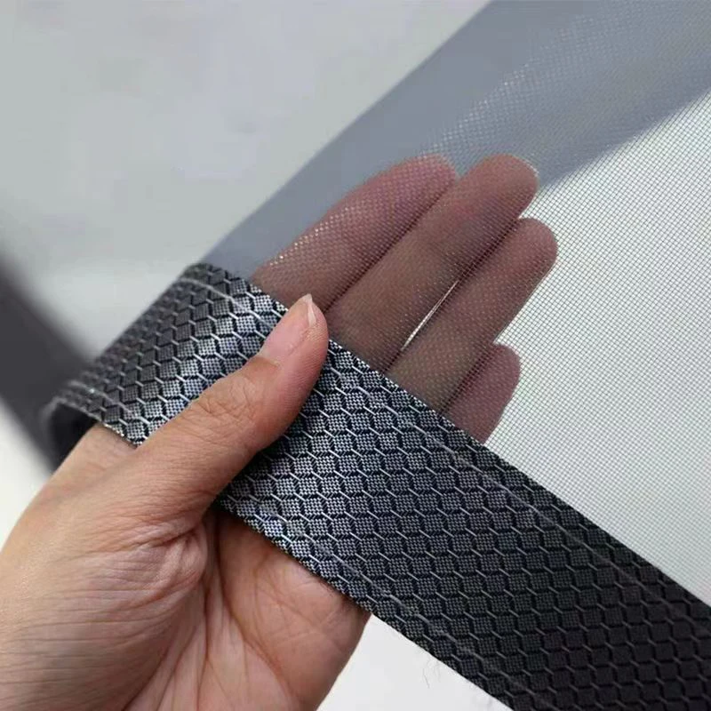 그레이색 측면 개방형 모기장, 자석 흡착 디자인, 눈에 띄지 않는 모기 방지, 드릴링 설치 필요 없음