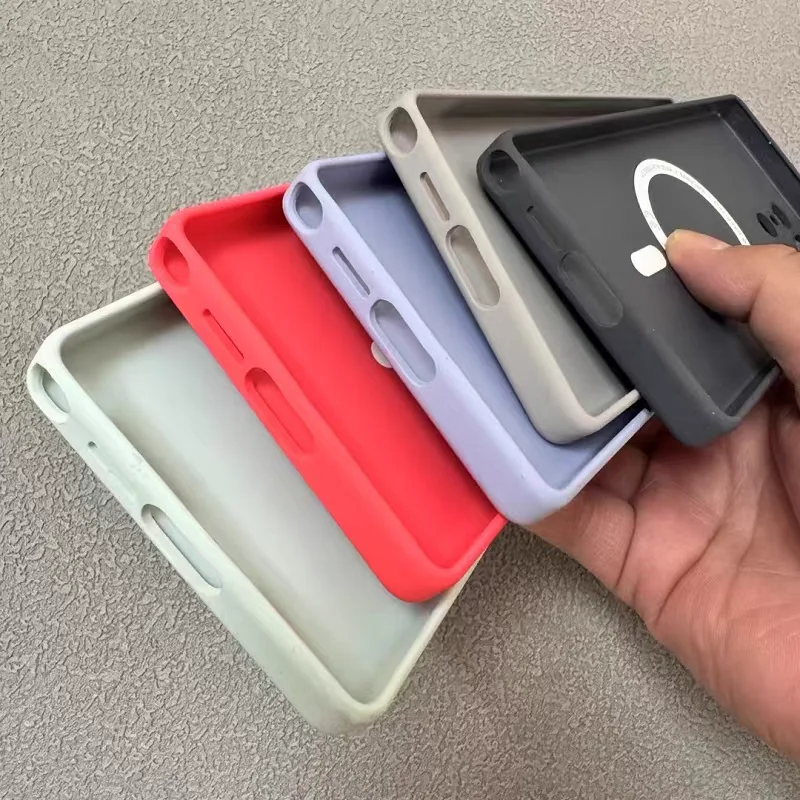 Samsung Galaxy S25 Ultra MagSafe-Compatible Silky Liquid Silicone Case