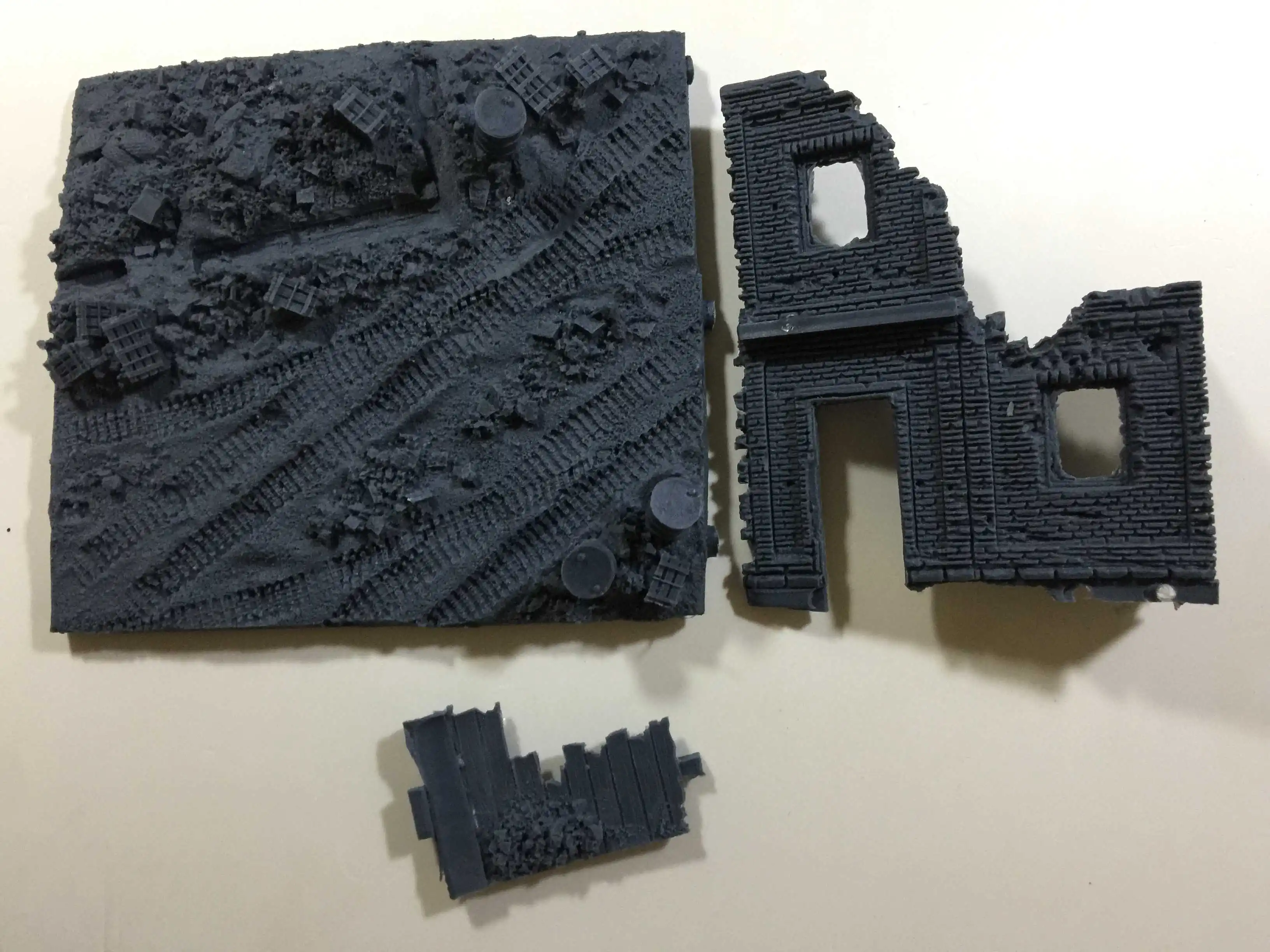 1/72 Resin Die-casting Scene Layout Props Gray Model Scene House Damaged Building Ruin Scene Platform Free Shipping (11×10x9) 2