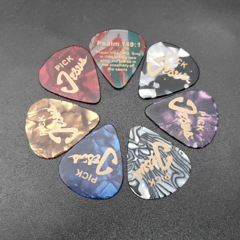 100PC JESUS Celluloid Guitar Pick 0.71MM Golden Words Romans 10:13 Psalm 149:1 & Psalm 147:1 Mix Color