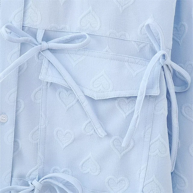 Blusa bordada KEYANKETIAN: Estilo e conforto para a Primavera de 2024