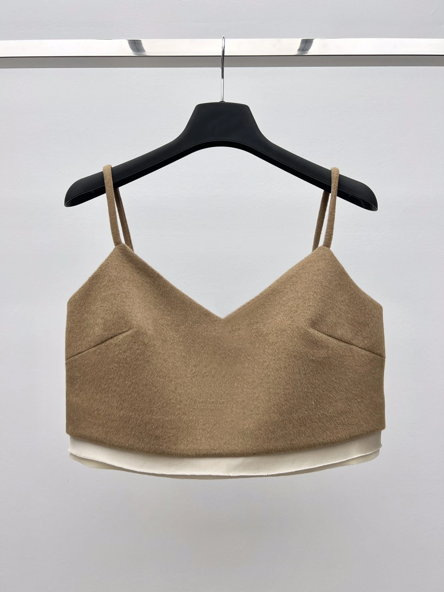 

2023 spring women's new hot Wool Vest Fashion Temperament Slim Slimming Exquisite Elegant