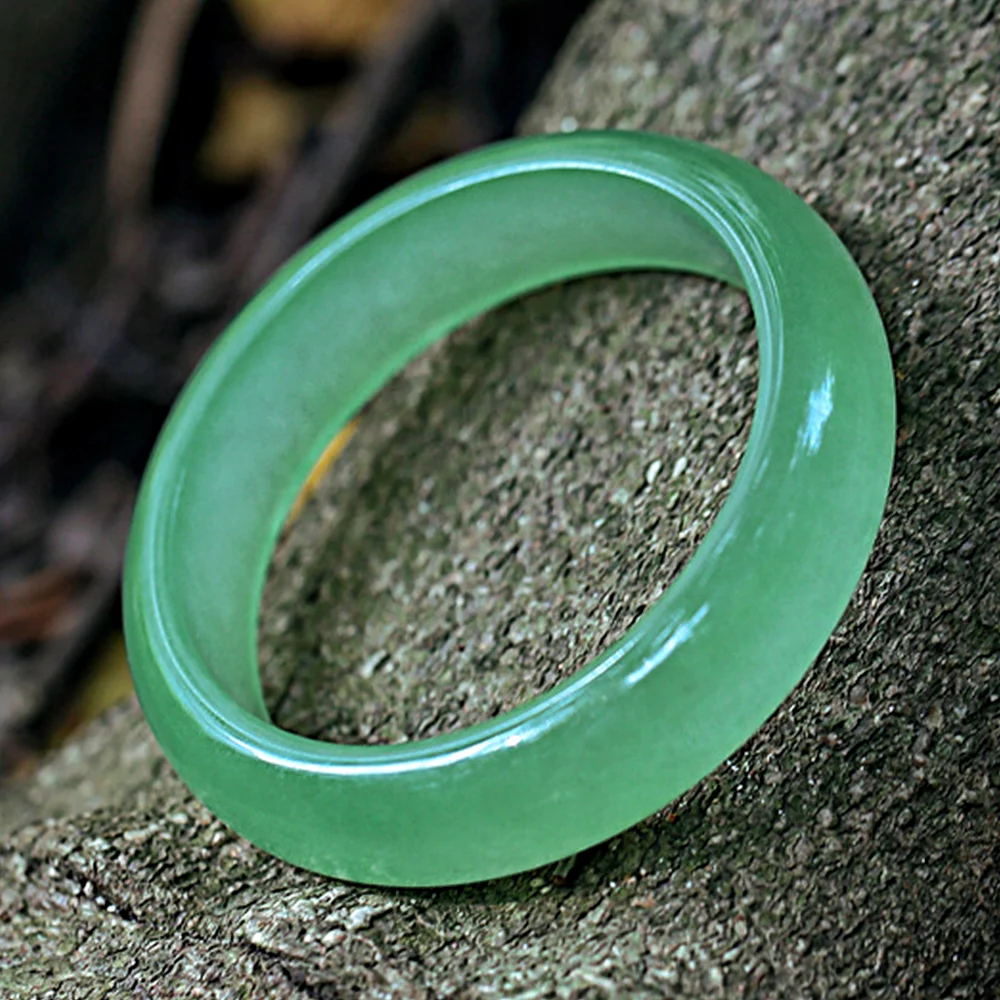 

Natural Light Green Quartz Jade Bracelet Exquisite Ice Flower Jewelry Bangle