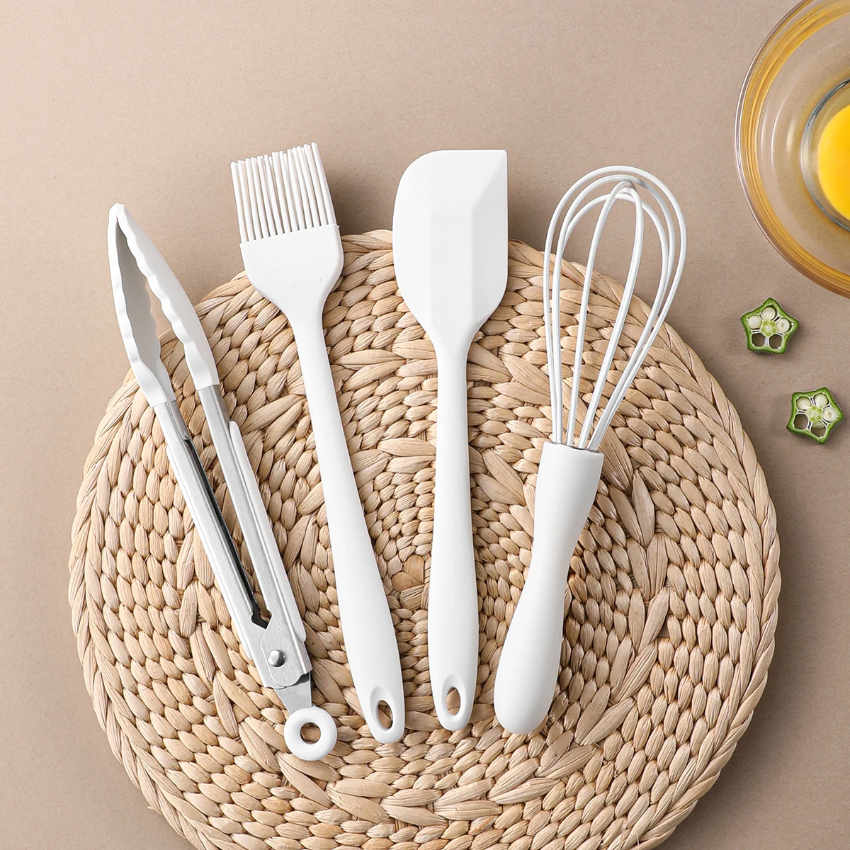4 件/套 Silicone Baking Set Cake Cream Spatula Scraper Kitchen Household Egg Whisk Barbecue Oil Brush Food Clip Gadget Kitchen 4 件/套 Silicone Baking Set Cake Cream Spatula Scraper Kitchen Household Egg Whisk Barbecue Oil Brush Food Clip Gadget Kitchen