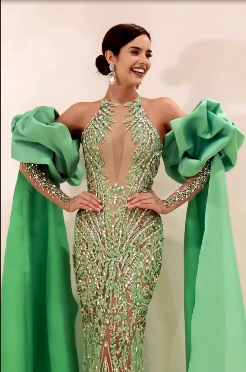 In love with my dress from @lkunii 💚 #emauta #dress #whatimwearing  #mystyle #green #emerald #go… | Dark green prom dresses, Backless prom  dresses, Green prom dress