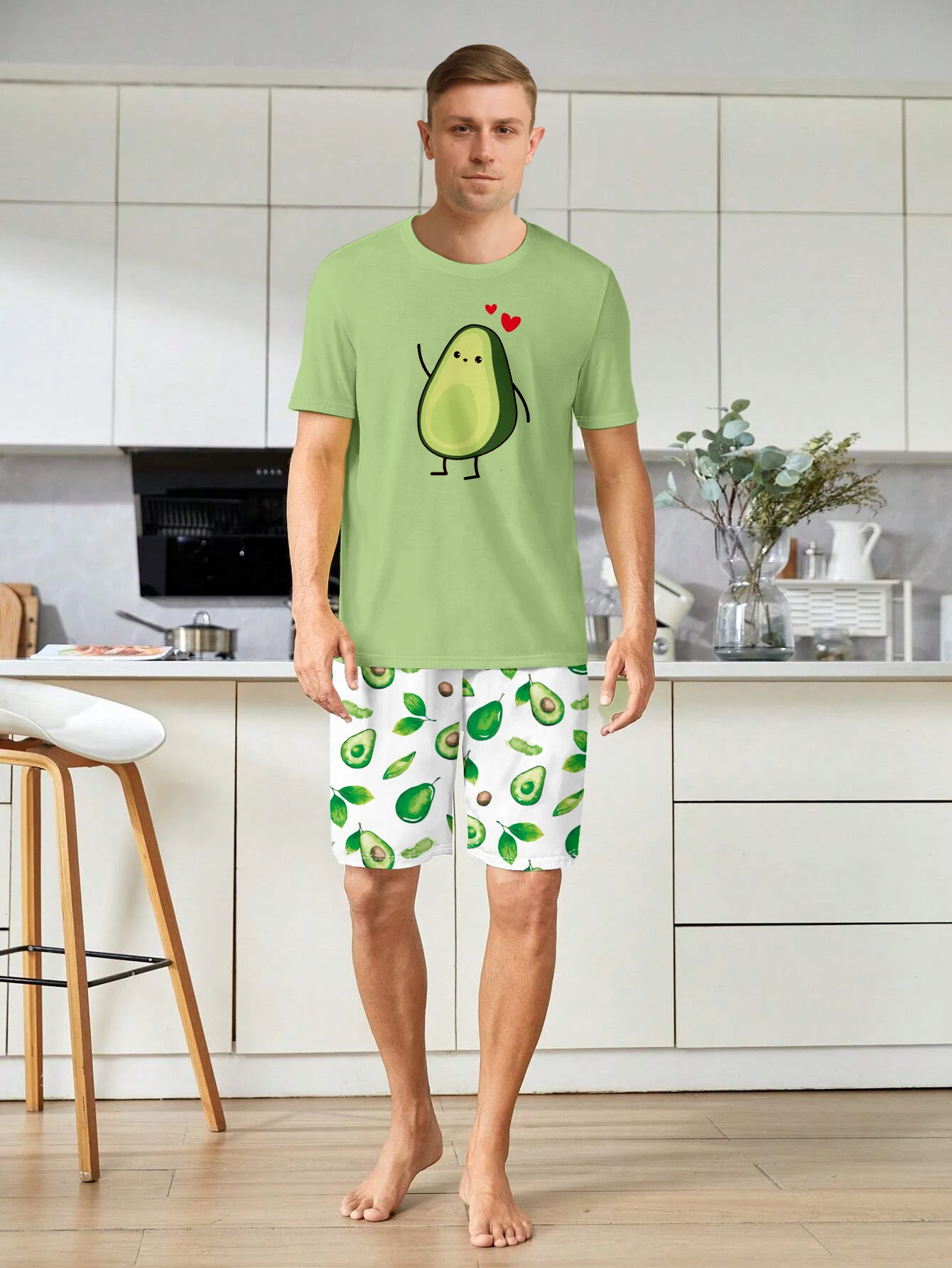 Men's casual pajamas home clothing fashionable style avocado series short sleeved shorts two-piece set for parent-child wear