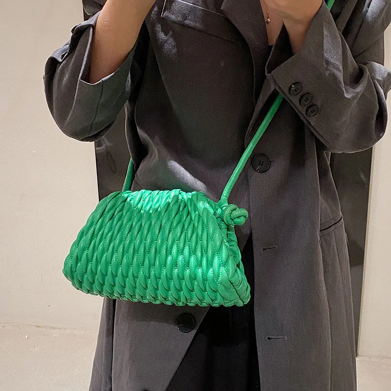 New Folded Cloud  20223 Autumn Fashion One Shoulder Oblique Cross Dumpling Clip Mouth Women's Bag
