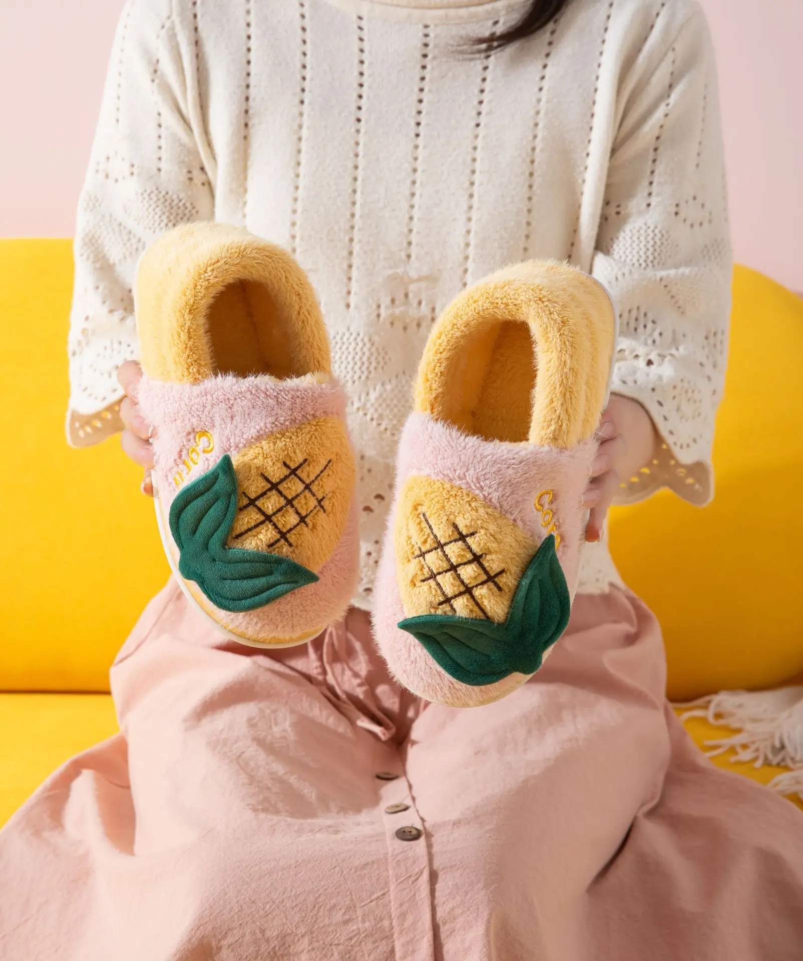 Warm winter woman slipper Fluffy slippers Contton Plush Shoes maize House Non slip Grip Female Kawaii Plush Cozy gift indoor