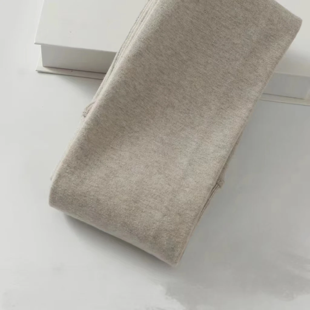 

Leggings Polished Pantyhose Woman can be Worn Outside Thin and Fluffy Spring and Autum Solid Color Thickened Complexioned