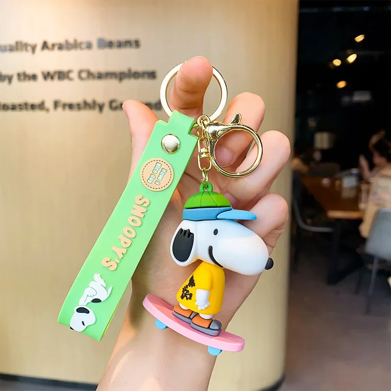 Snoopy Cartoon Keychain Backpack School Bag Pendant Key Ring Bag Cute Doll Party Gifts Creative Car Key Chain Birthday Gift New