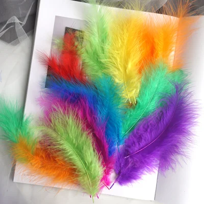 50pcs Fluffy White Turkey Feathers for DIY Wedding Dress and Jewelry Decor