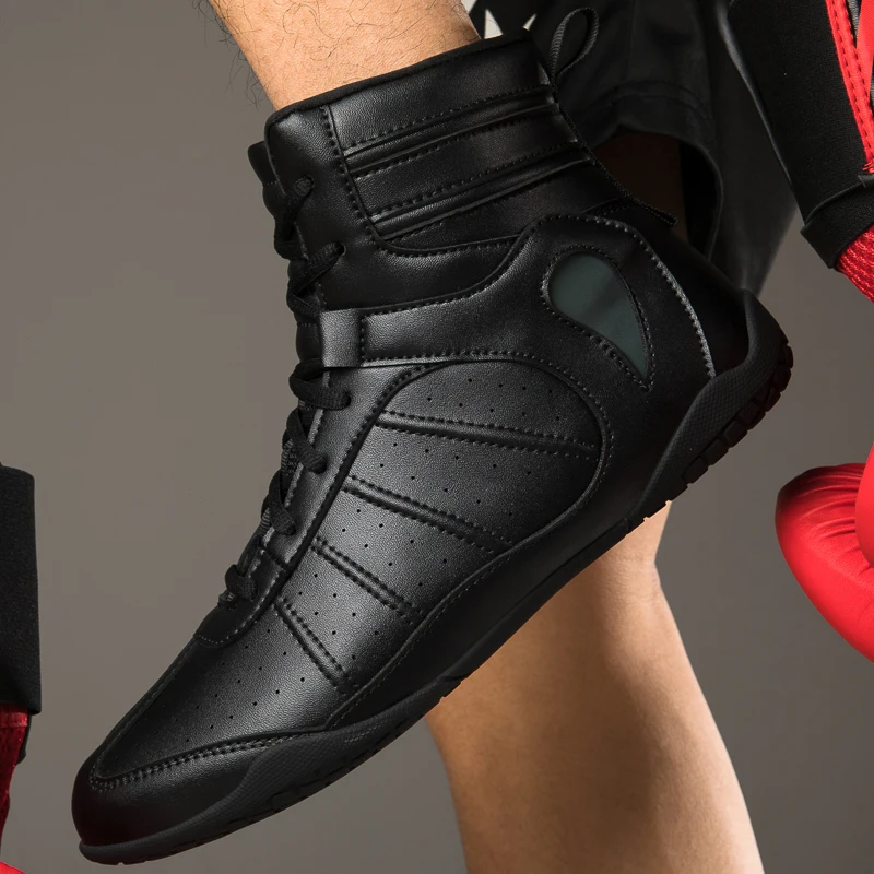 New Style Boxing Shoes Uomo Donna Large Size 35-46 Wresrling Sneakers Fighting Boxing Footwears For Men Luxury Wrestling Shoes