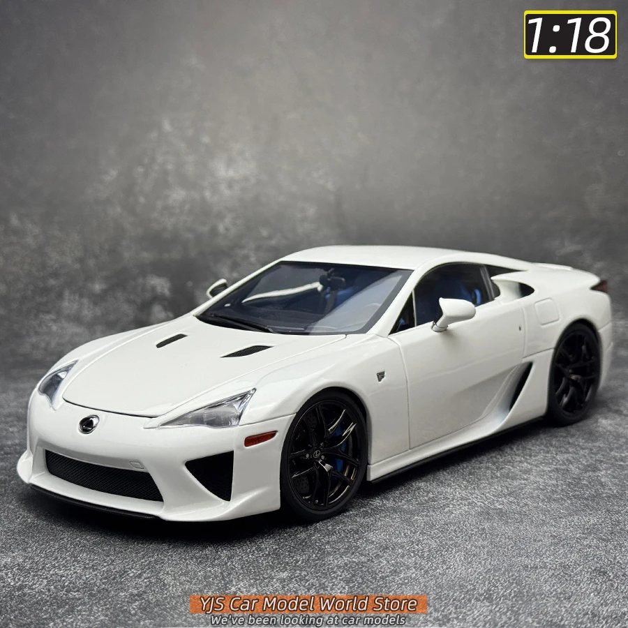 WELL Diecast 1:18 LFA Sports car metal model car model send