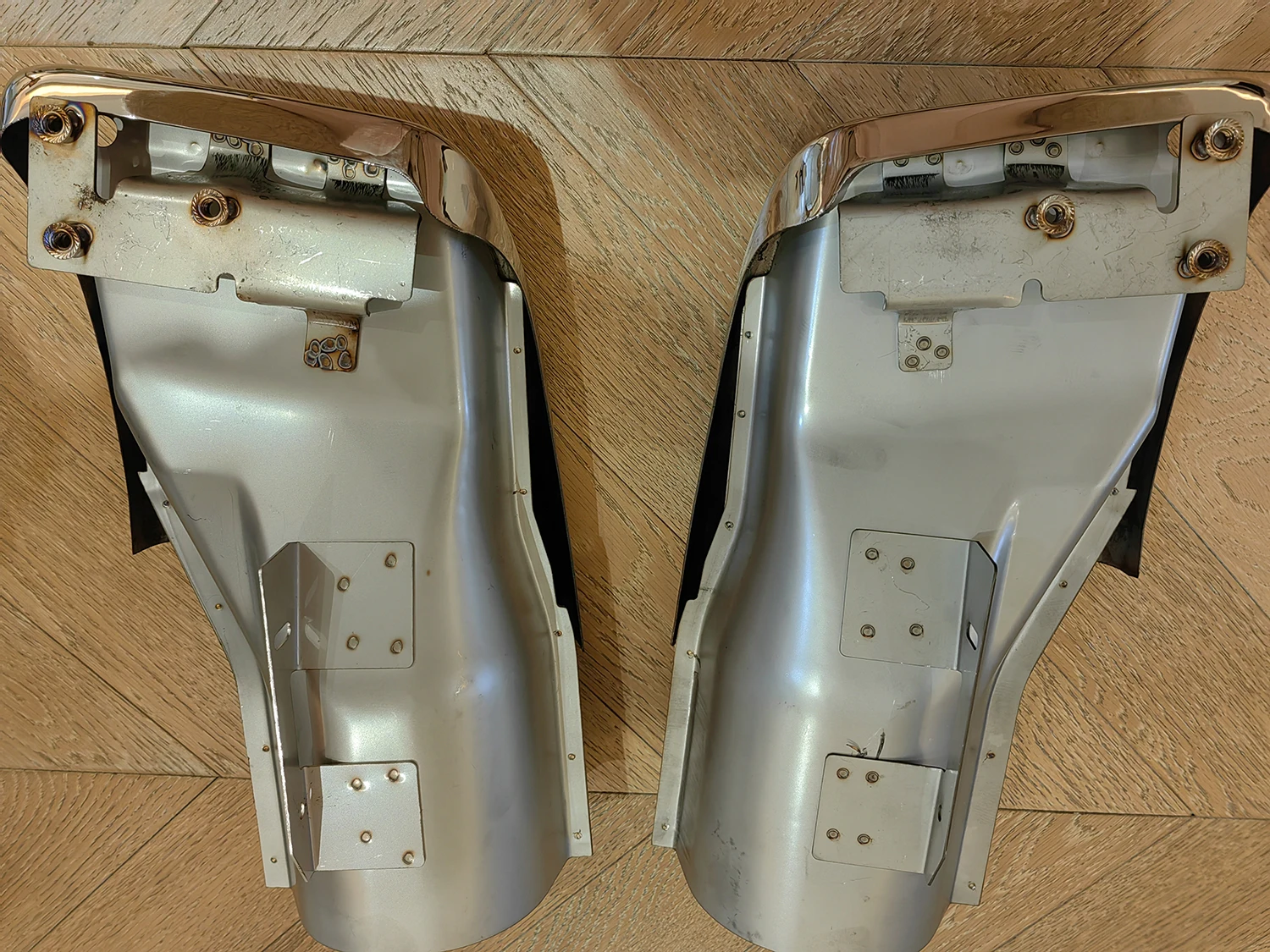 Adjustable Exhaust Pipe Dual Outlet Stainless Steel Exhaust Pipe Tips for range rover vogue L322 Dual Tailpipe