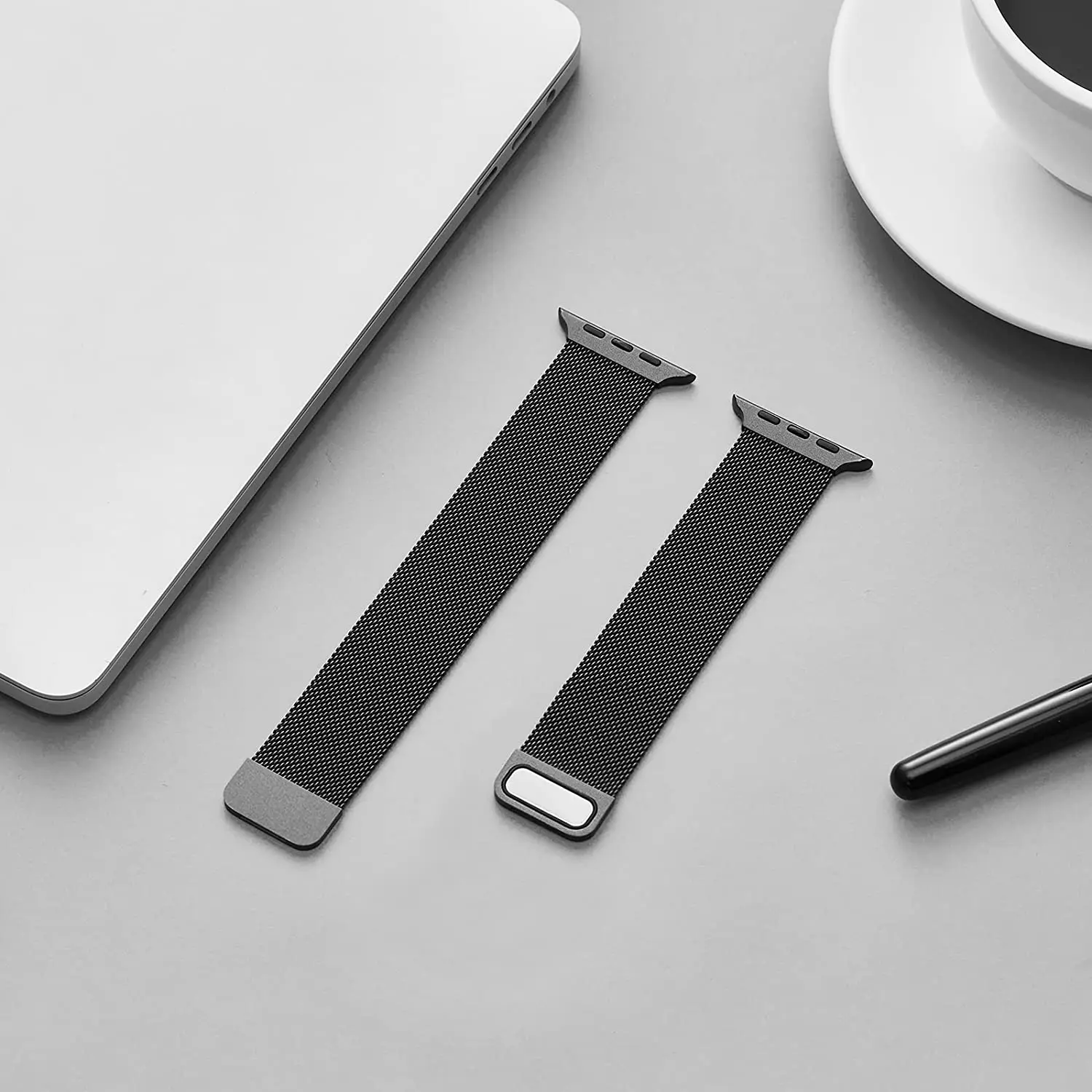 รูปสินค้า สายรัดข้อมือแม่เหล็กสำหรับ Apple Watch ทุกรุ่น