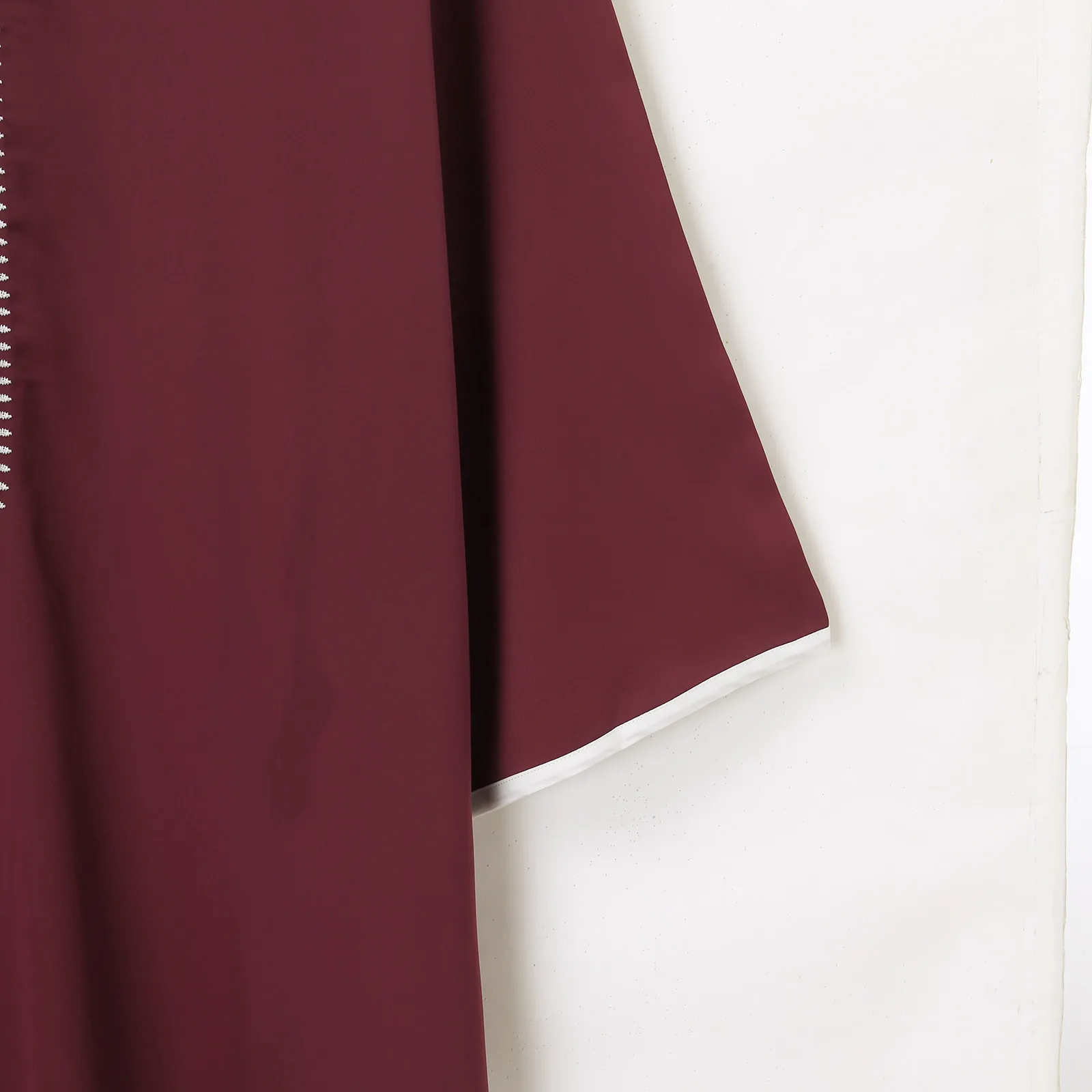 Medium Short Sleeve Embroidered Muslim Clothing Men's Fashionable Breathable Outwear Pullover Crimson Loose Robe For Men