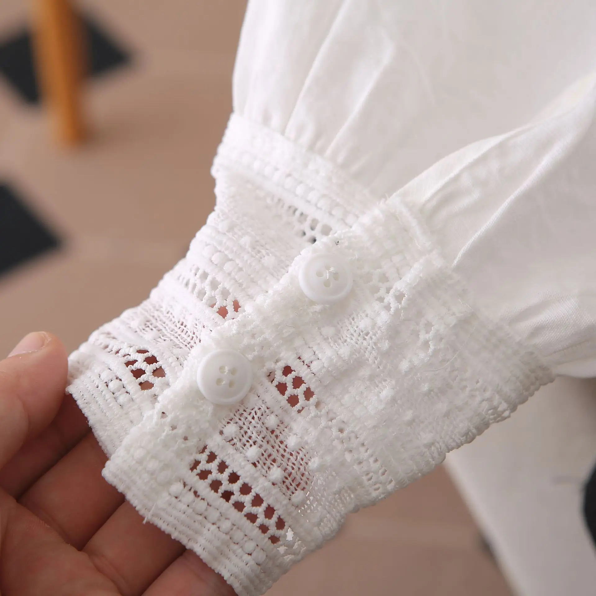 XXXXL Fashion Plus Size Women's T-Shirt 2025 Autumn New Stylish Casual Lace Round Neck Fake Two Piece Tops 2531