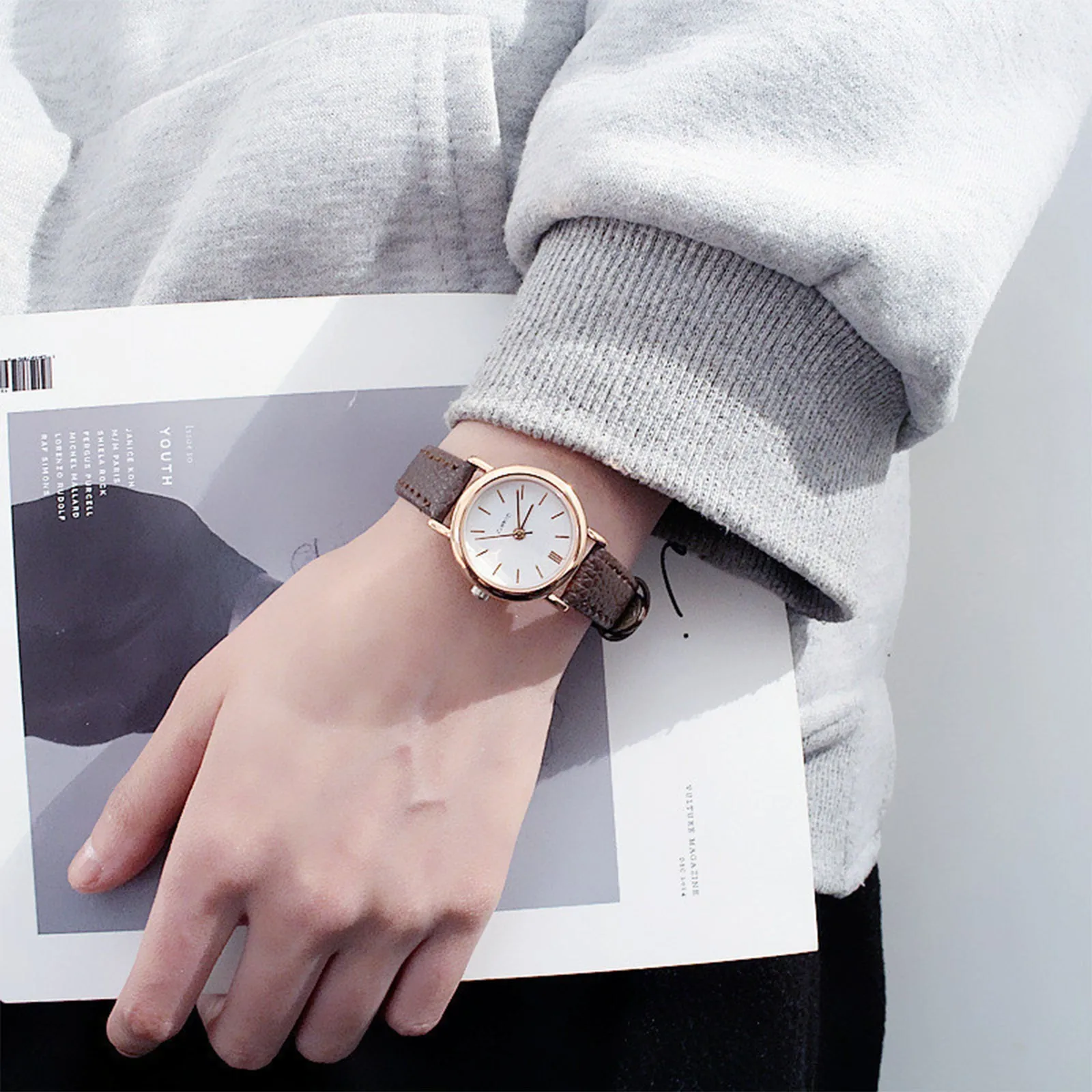 

Watch Women A Casual Ladies Watches Top Brand Luxury Woman Watch Leather Simple Quartz Wristwatch Female Clocks