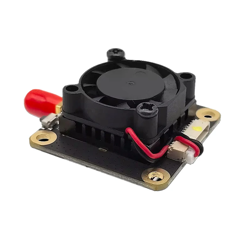 Module FPV 1.7G 1.6W VTX VRX 8CH installé sur des lunettes FPV, achetez ce module pour une expérience optimale avec livraison rapide.
