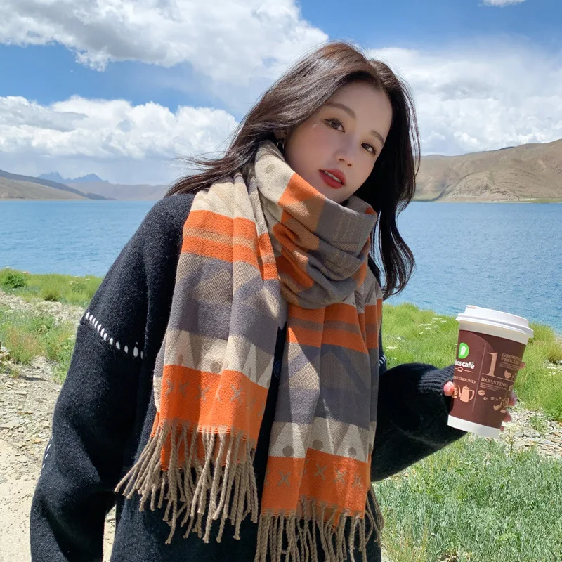 

New Design Scarf Women Luxury Striped Tassel Thickened Warm Student Neckerchief Imitation Cashmere Women Winter Scarf Shawl