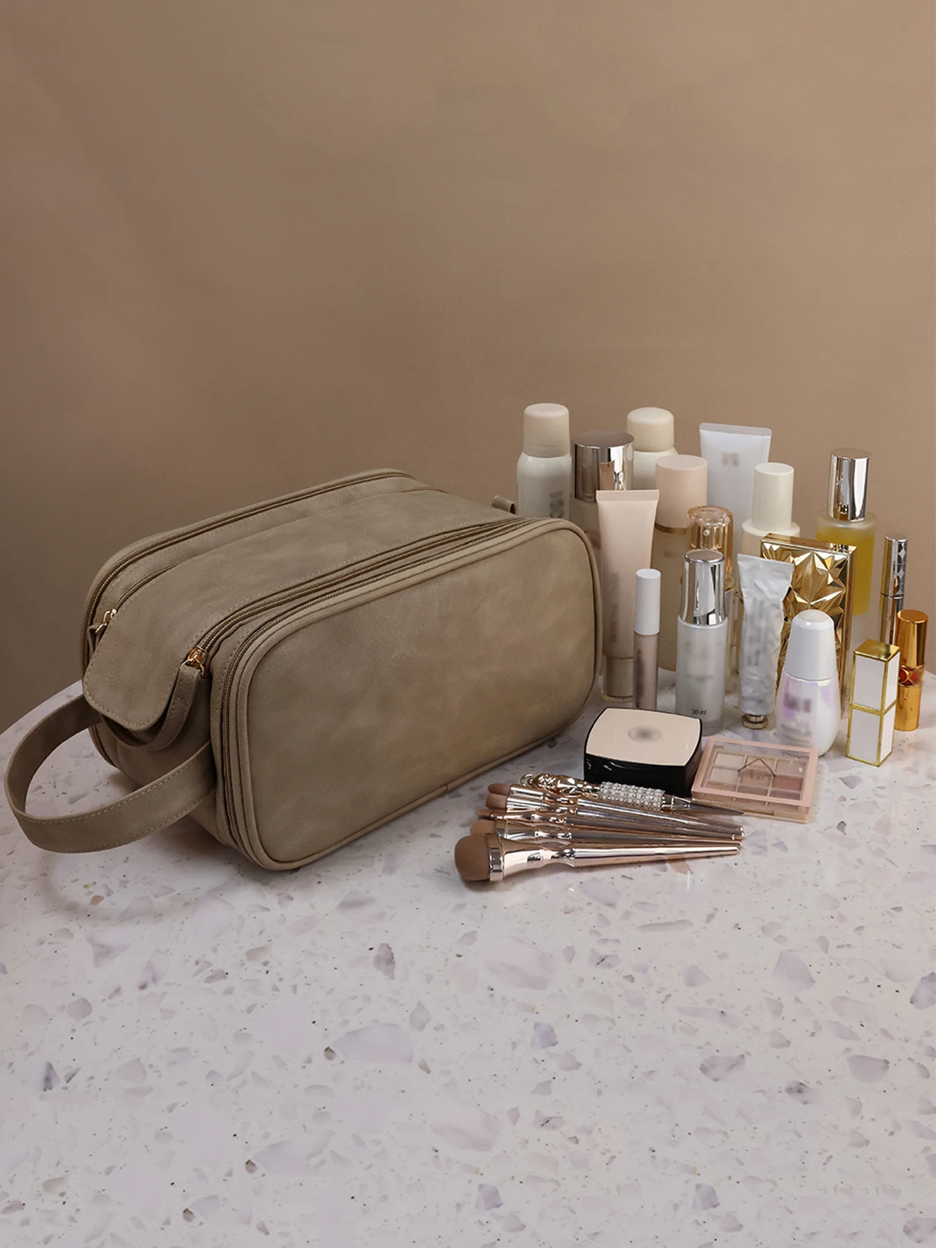 Men's Premium Waterproof Toiletry Organizer in PU Leather