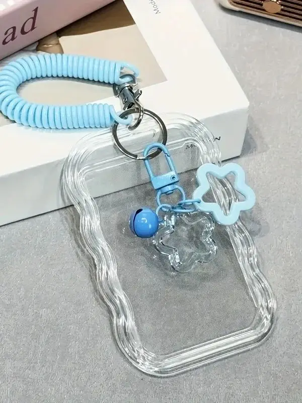 1 Set Robuster Ausziehbarer Ausweishalter mit Schlüsselanhänger & Handschlaufe - Transparenter PVC-Kartenhalter mit Sicherem Verriegelungsmechanismus – Detail 5
