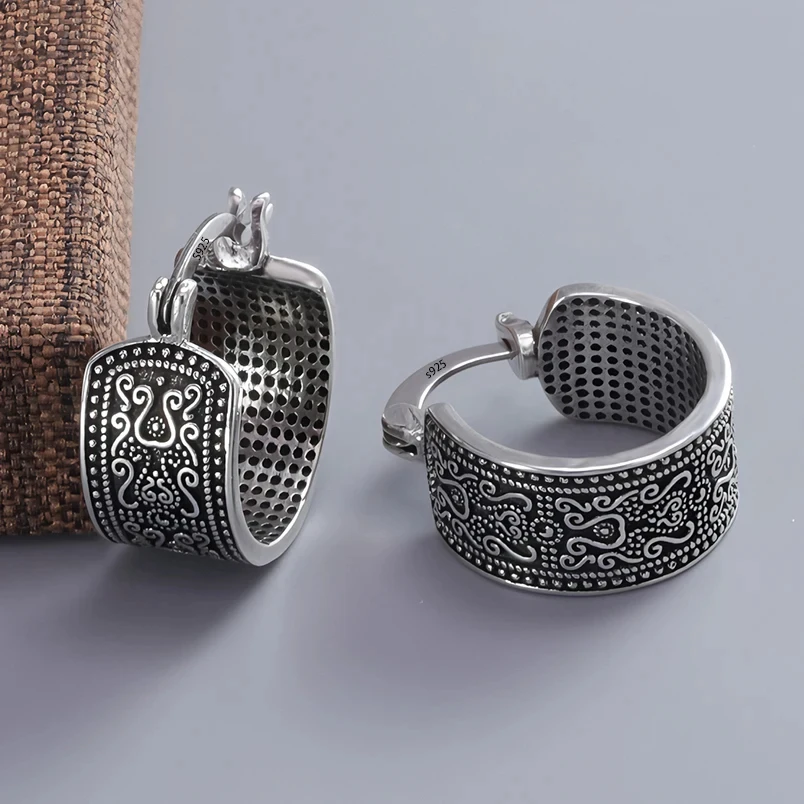 Orecchini a forma di panda in argento sterling 990
