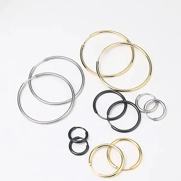 Classico semplice orecchino a cerchio in acciaio inossidabile grande o piccolo liscio per le donne gioielli femminili versatili in metallo rotondo geometrico  36
