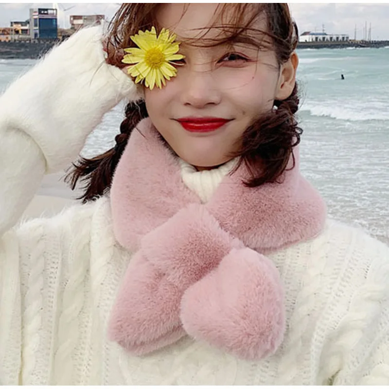 

Korea Autumn Winter Solid Color Warm Neck Brace Cute Plush Neckband Cross Peach Heart Faux Rabbit Fur Luxury Female Scarf A23