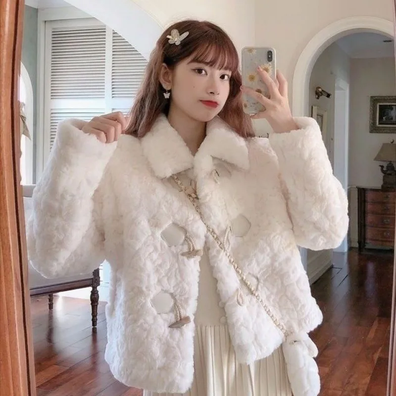 

Winter Thickened Lamb Wool Jackets for Fashion Women Casual Long Sleeve Buttons Lapel Outwear Female Loose Warm Faux Fur Coats