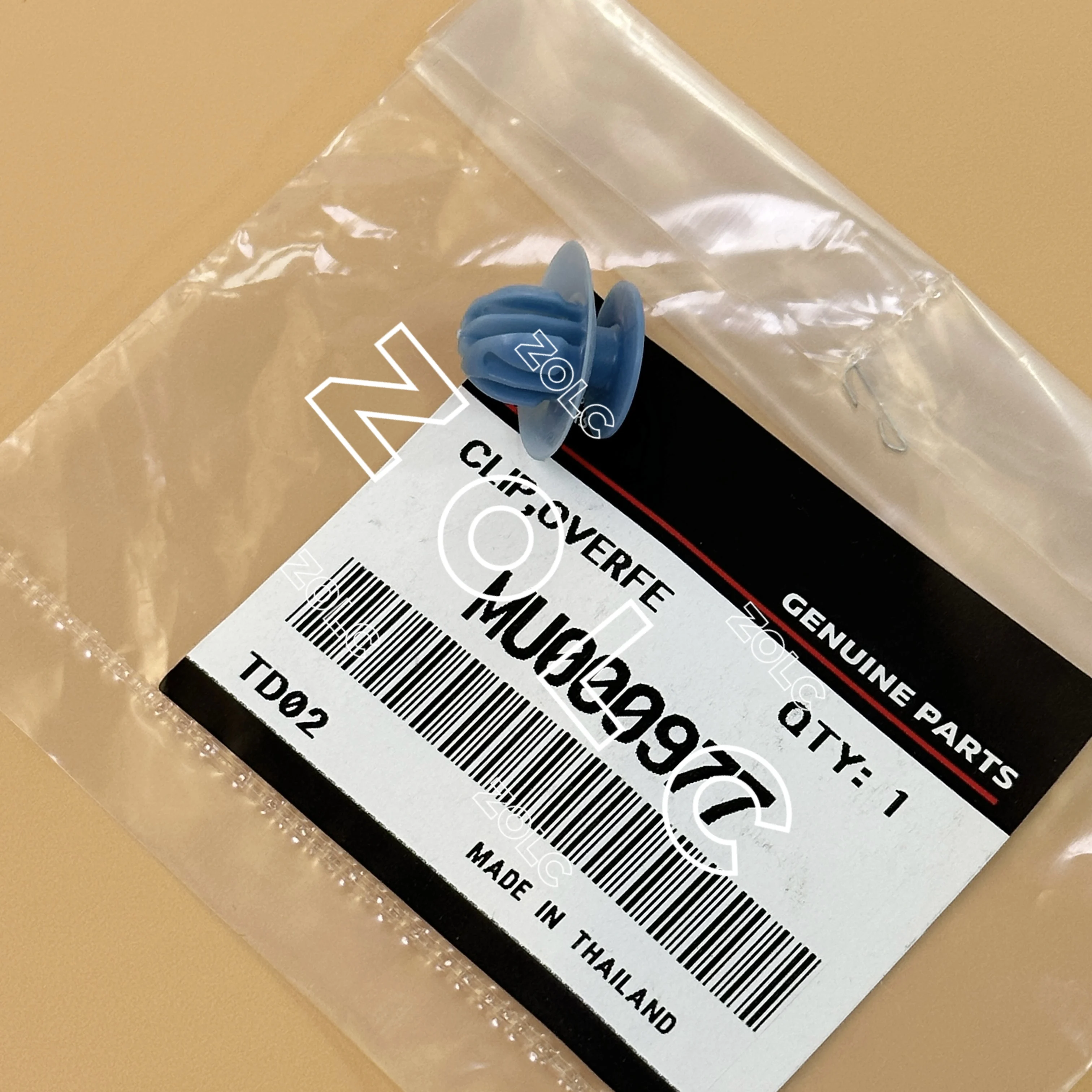 Genuine CLIP,OVERFENDER Wheel Brow Clip MU000977 For L200 Triton Pajero Sport 2 2008-