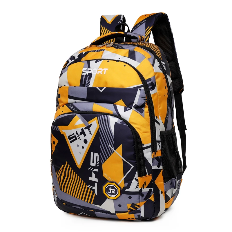 Large-capacity leisure backpack - a versatile schoolbag equipped with adjustable shoulder straps, zipper closure, and polyester
