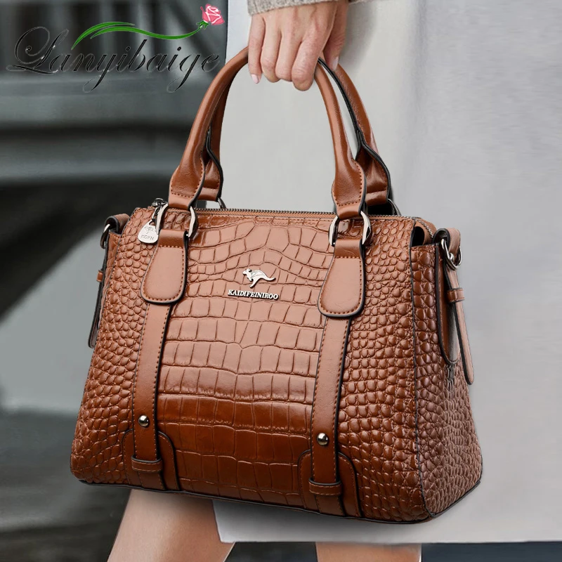 2023 Top Mirror Quality Handbag for Lady Mini Bags Black CF Real Leather  Messenger Bag Luxury Purse Designer Handbags Famous Brands - China Bag and  Famous Brand Design price | Made-in-China.com