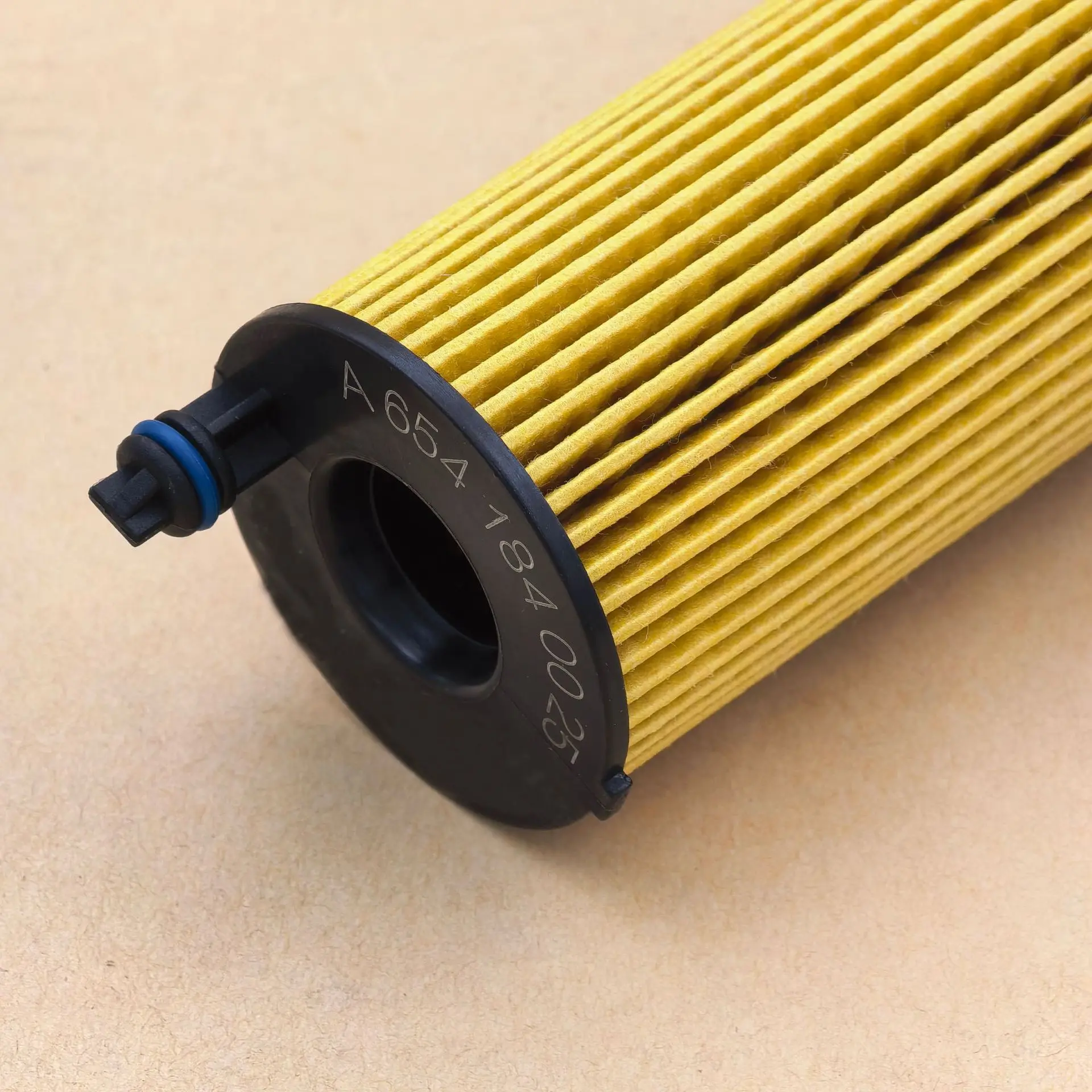 1/6/10 Uds filtro de aceite de coche A6541801100 para Benz W205 W206 W213 W214 W222 W223 GLA/B/C/E/S SPRINTER A180 B200 C200d E300 S350 2016- Sb4c5a9248543474db1c09cd85f8adebcR