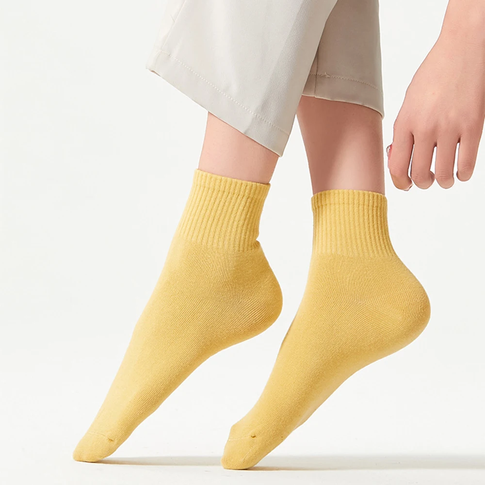 Description Picture 6 of item3 Pairs Women 100% Cotton Socks Spring Summer Casual Short Socks Deodorization Comfortable Solid Color Sports Socks Fast Send