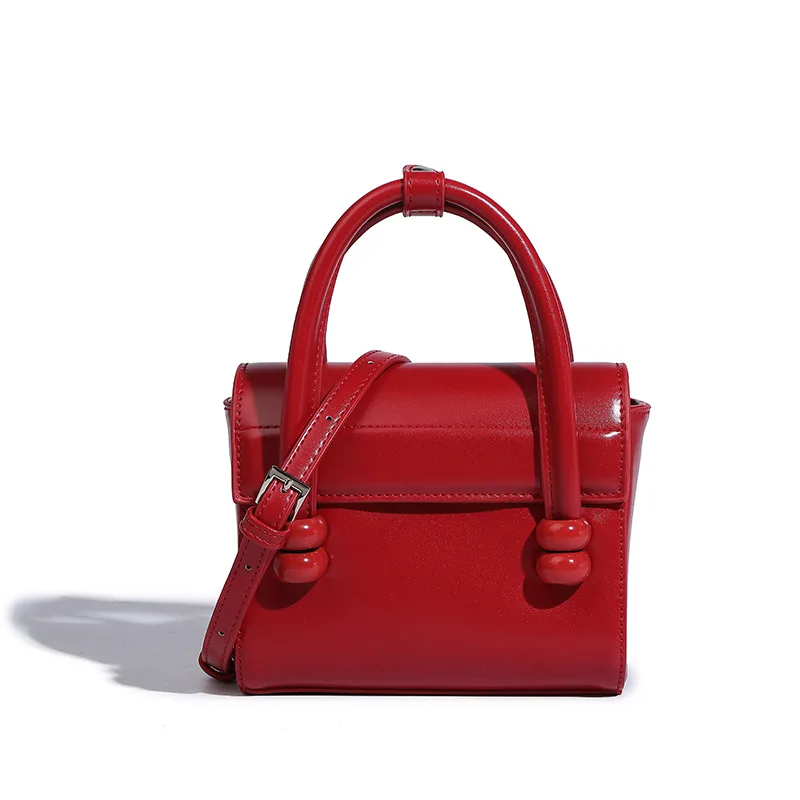 French retro exquisite mini square bag 2023 new niche design versatile single shoulder crossbody carrying women's bag