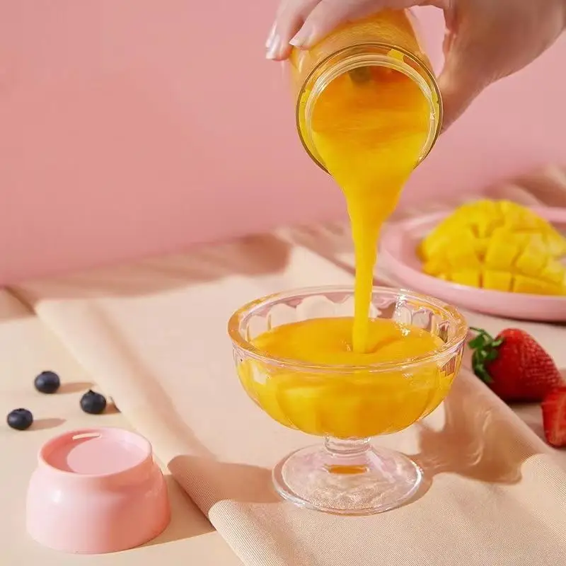 Electric-Juicer-Cup-Portable-Blender-Automatic-Fresh-Juice-Blenders-USB-Rechargeable-Fruits-Smoothie-Juicer.jpg Elektromos Facsaró Csésze Hordozható Turmixgép Automatikus Friss Gyümölcslé Keverők Usb Újratölthető Gyümölcsök Turmix Gyümölcscentré - Image 5