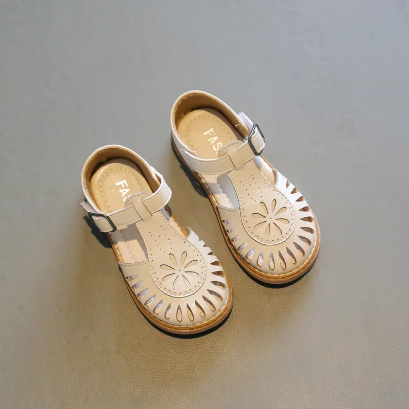 

Girls Half Sandals 2022 Spring Summer British Style Children Beach Shoes Cut-outs Kids Flat Shoes Sandals 22-36 Princess Vintage
